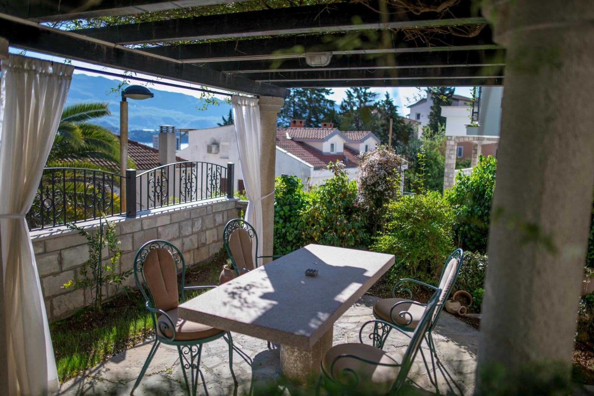 Villa Danigo Budva Zimmer foto